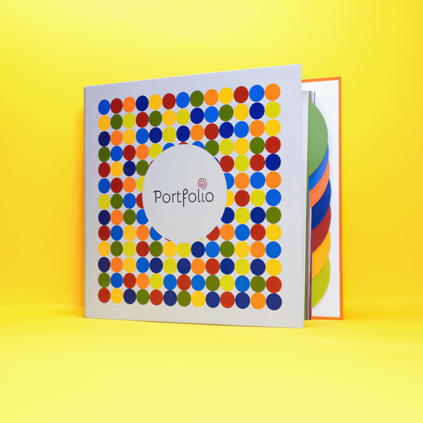 An colorfull and profesional portfolio for teachers
